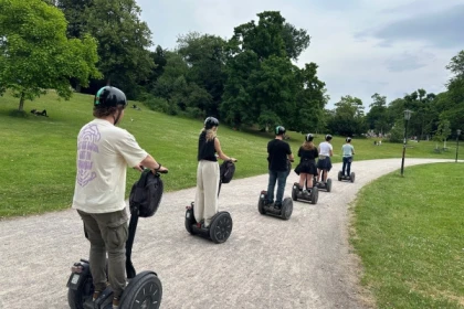 Düsseldorf: Kaiserswerth-Segway-Tour mit Fähre (max. 120 Min) - Bonjour Alsace