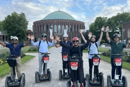 Düsseldorf: Segway-City-Tour (max. 120 Min) - Bonjour Alsace