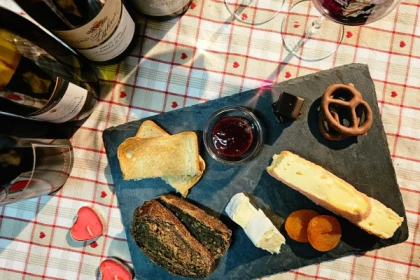 Valentine's Day tasting (wine, cheese and chocolate) - app.name