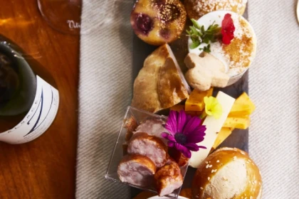 Weinkellerbesichtigung und Gourmetwein - Tea Time rund um den Wein - Bonjour Alsace