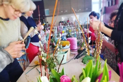 Oster-Workshop - Herstellung eines eleganten Kranzes zum Aufstellen - La Linotte - Bonjour Alsace