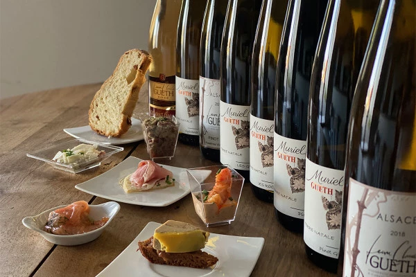 Gourmet-Aperitif beim unabhängigen Winzer - Weine aus Terroirs und alten Reben - Bonjour Alsace