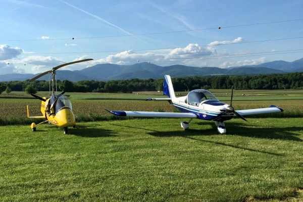 Flug in einem Ultraleichtflugzeug mit Multiaxialantrieb - Bonjour Alsace