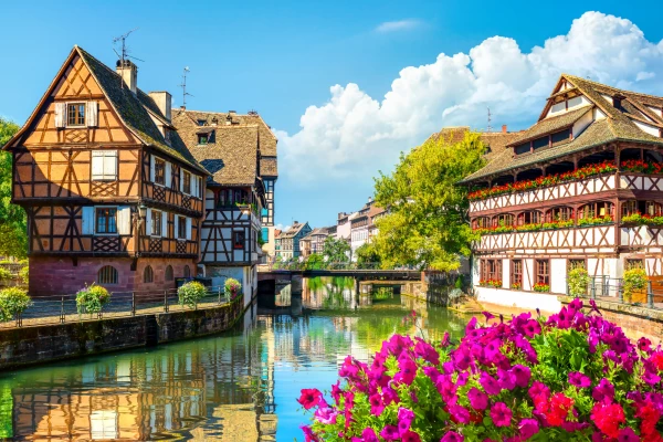 JUNGGESELLINNENABSCHIED CITY CHALLENGE STRASSBURG - Bonjour Alsace