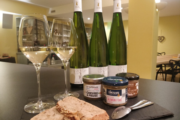 Die Sinne spielen verrückt:Entdecken Sie den Wein durch Ihre Geruchs- und Geschmackssinn - Bonjour Alsace