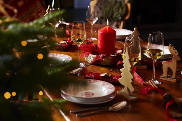 Besichtigung, Verkostung und Weihnachtsessen - Bonjour Alsace