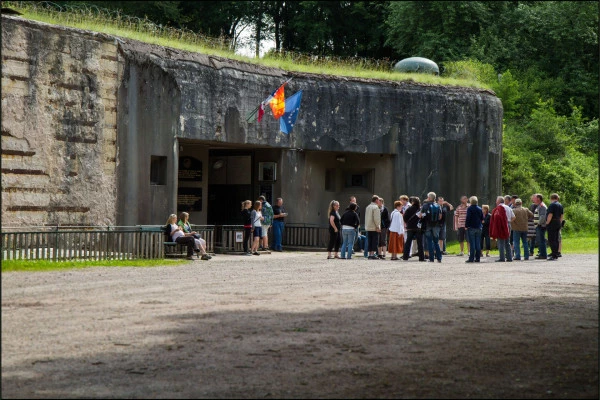 Führung durch die Maginot Linie Festung "Four-à-Chaux" - Bonjour Alsace